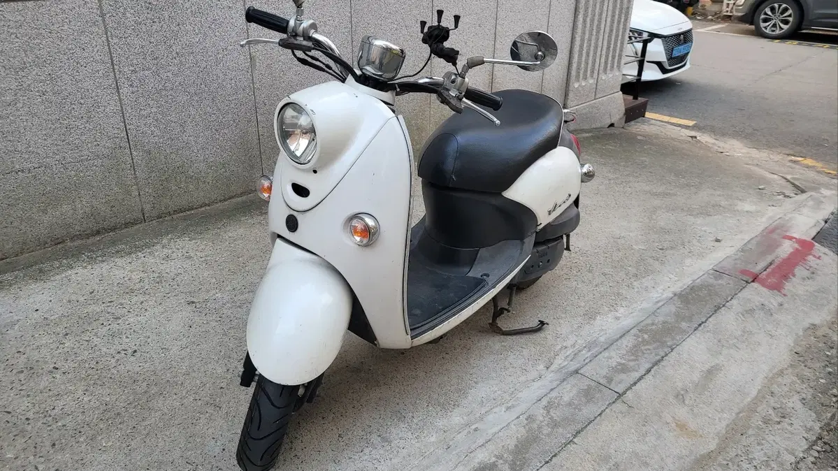 야마하 비노 50CC 스쿠터 팝니다 인젝션