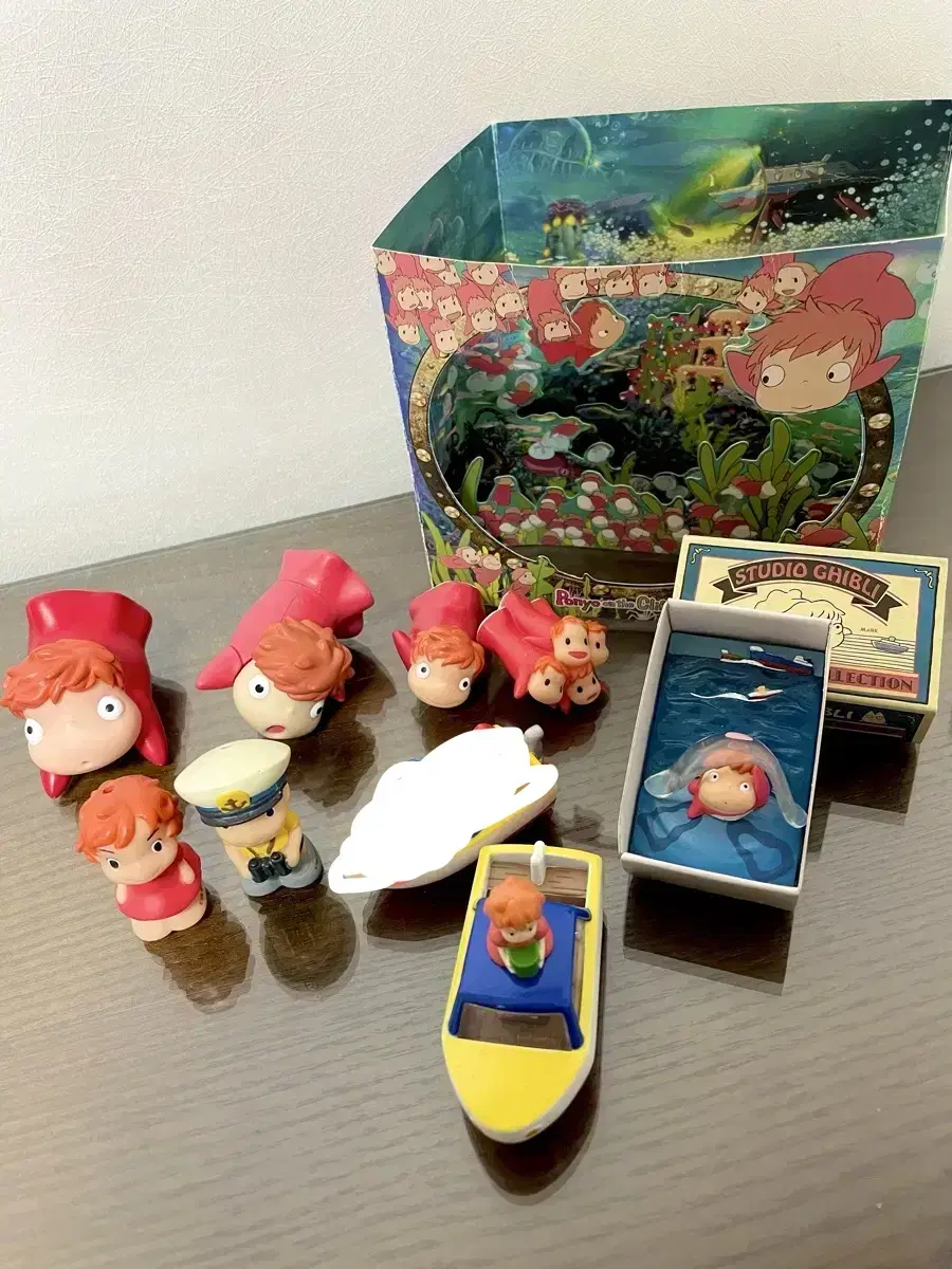 [Ghibli] Ponyo figurine, matchbox, water pistol, cominica, etc.