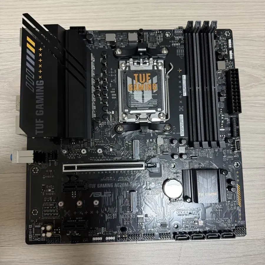 ASUS TUF GAMING A620M-PLUS 메인보드