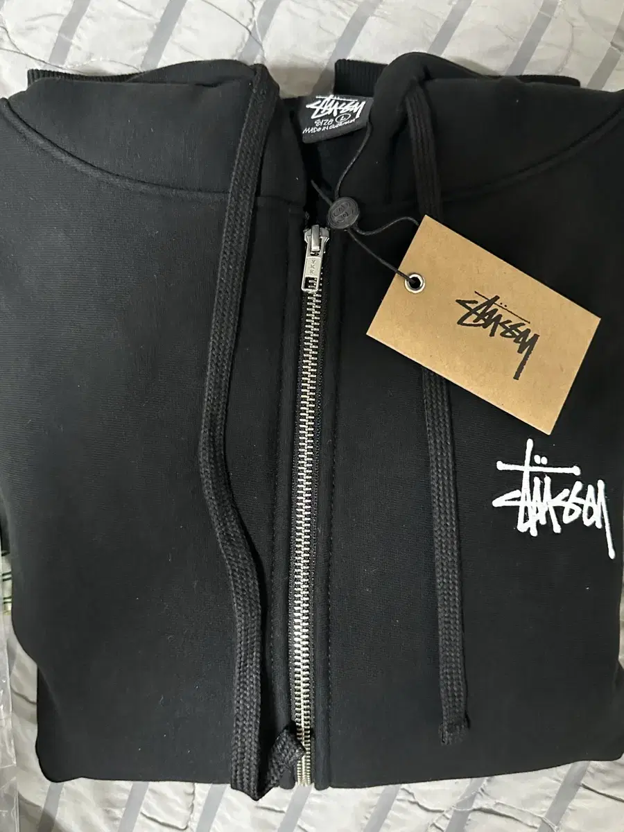 스투시stussy 후드집업 블랙 L사이즈(새상품)