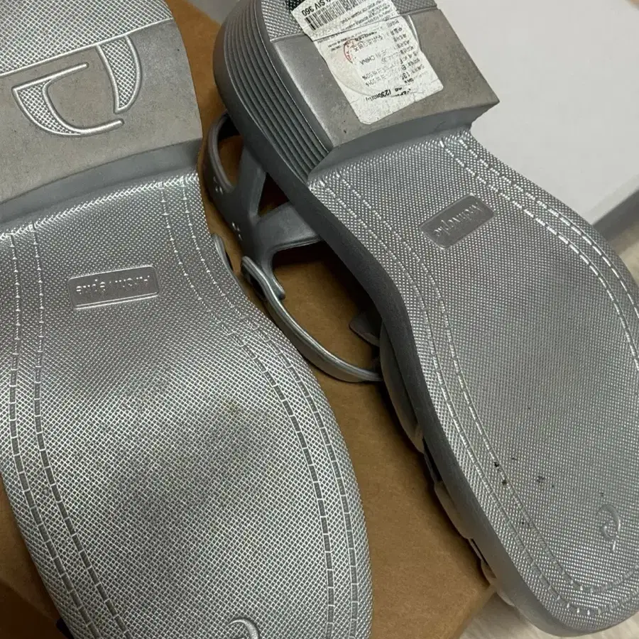 아카이브앱크 Puffy rubber sandal Silver225-230