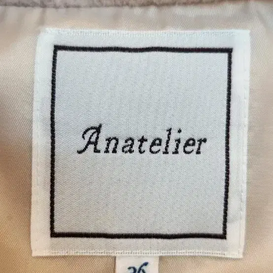 ANATELIER 양모 + 앙고라 판쵸 자켓