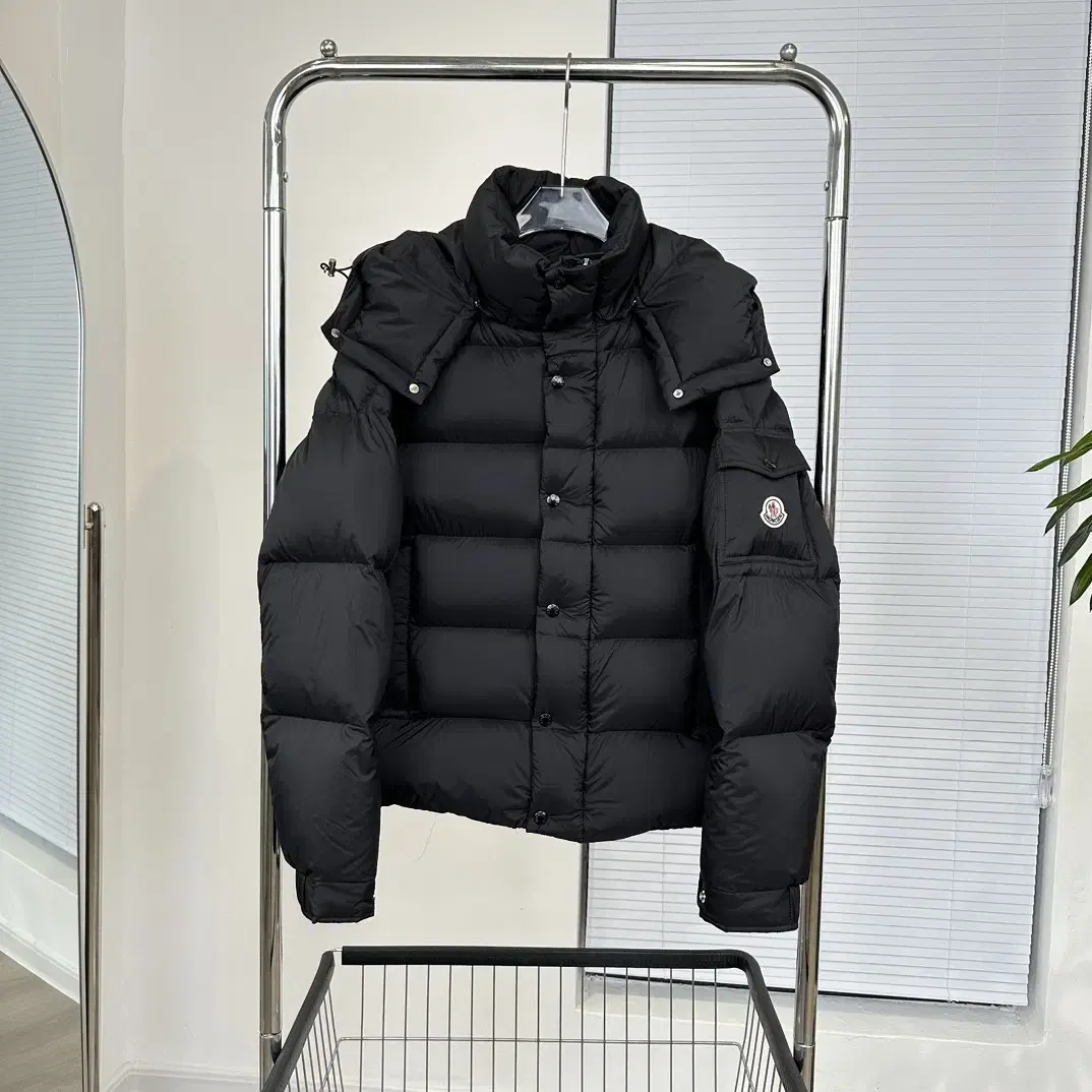 Moncler [Moncler] [Label Rousseau] FW24 Men's Bessines Hooded Padded