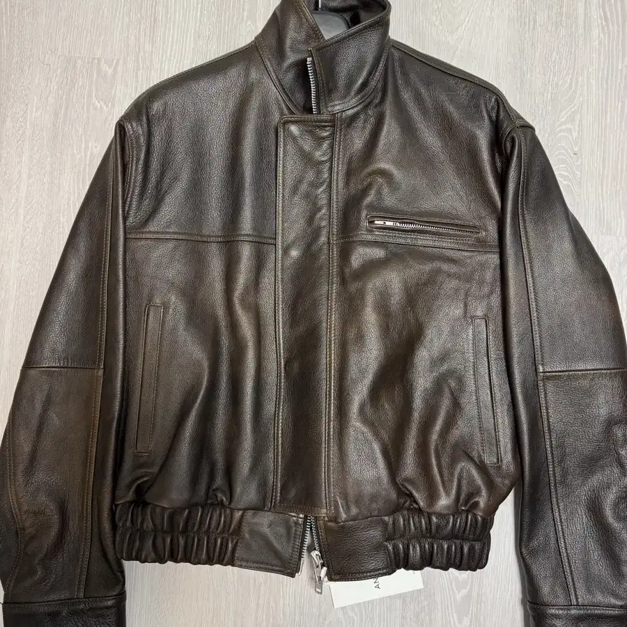 [ANDROS] 앤드로스 Cowhide Bomber Jacket