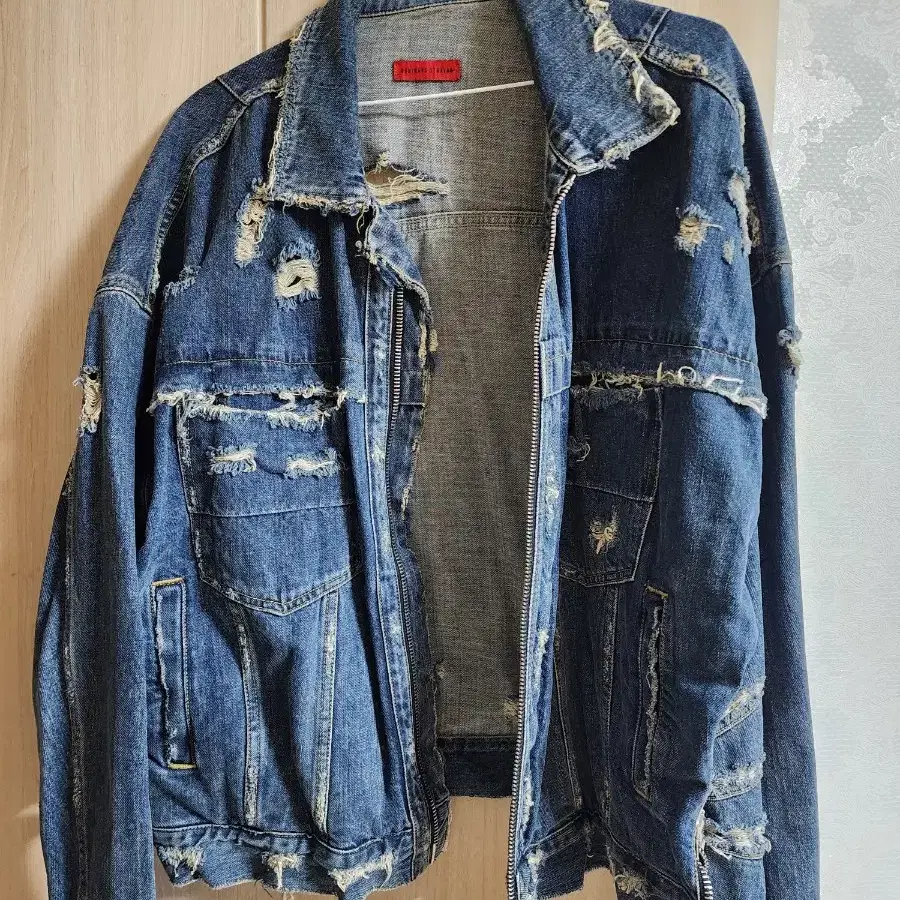 도미넌스 스트라반 Oversized Denim Trucker 48