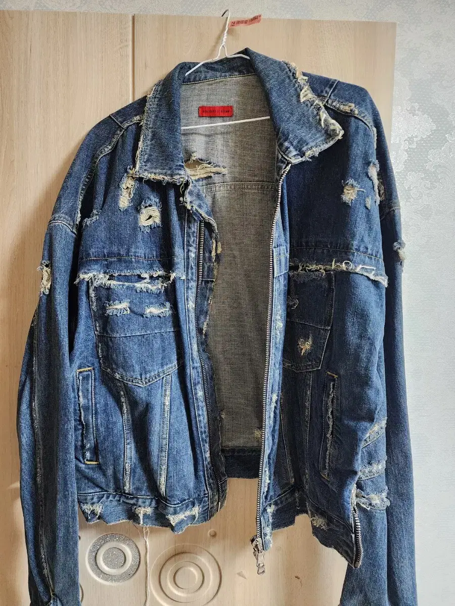 도미넌스 스트라반 Oversized Denim Trucker 48