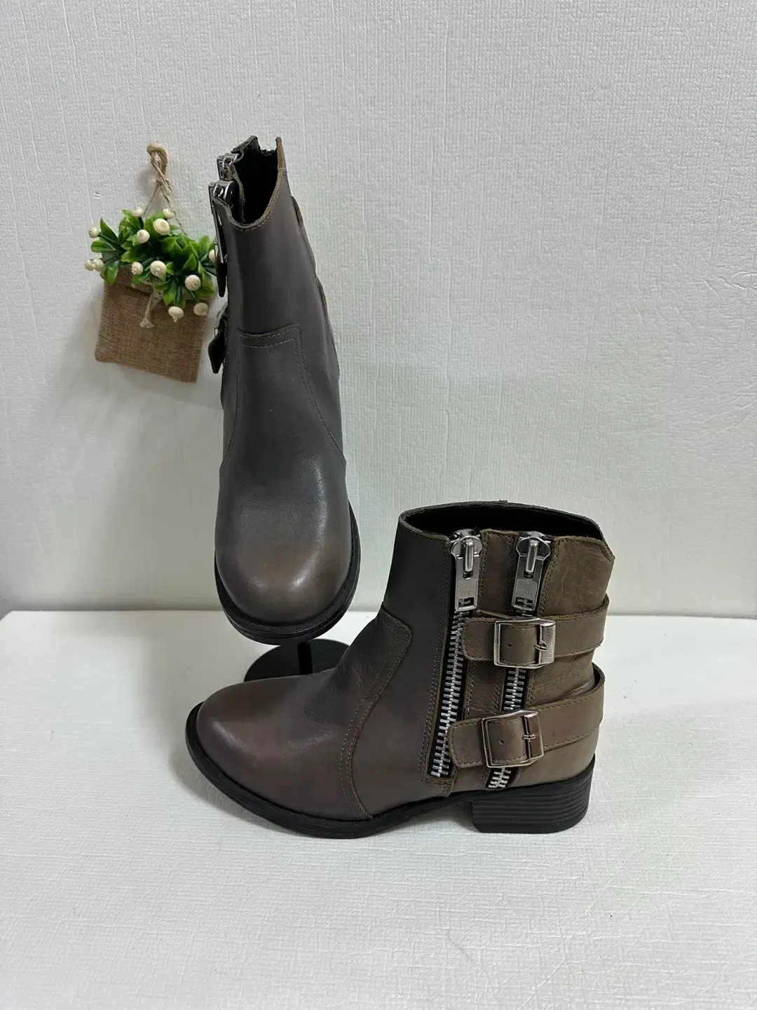 STEVE MADDEN 가죽 부츠 사이즈 235 굽높이 4