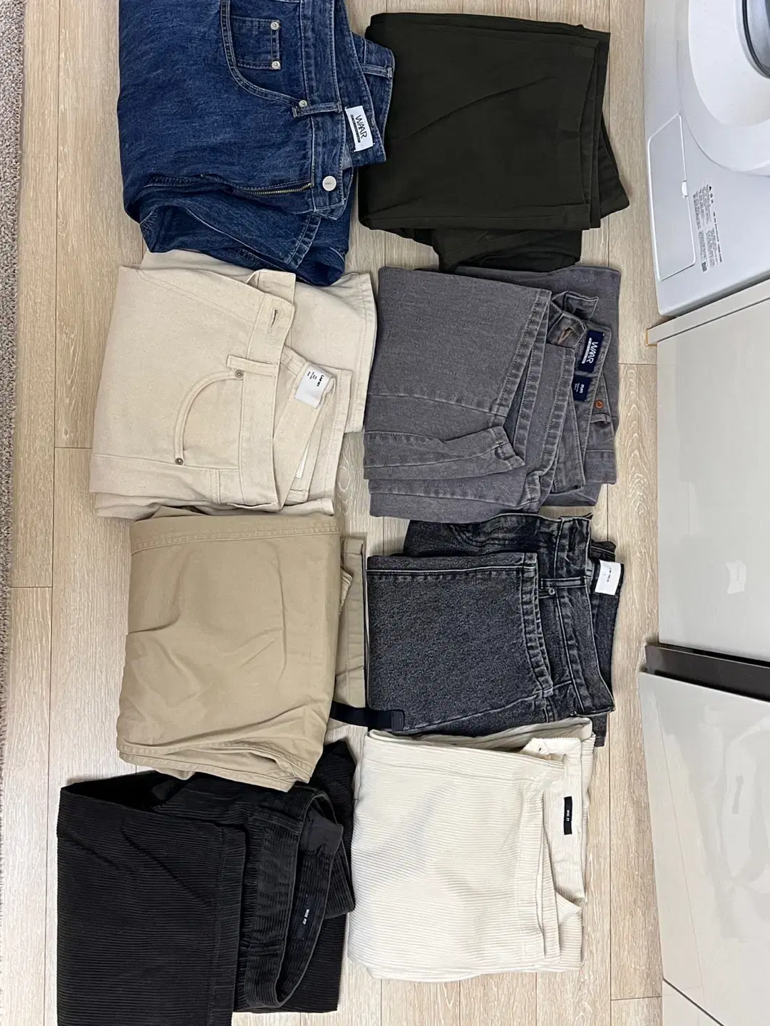 8 pairs of size 32-33 pants bulk (wrap, untanded, war)