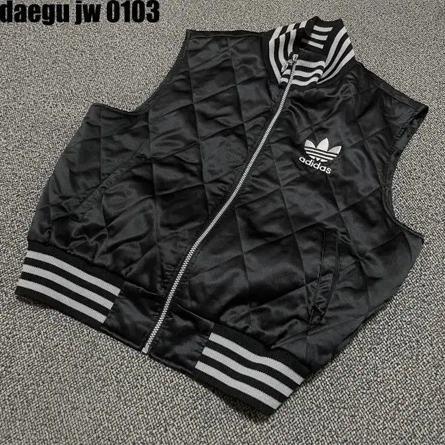 100 ADIDAS VEST 아디다스 조끼