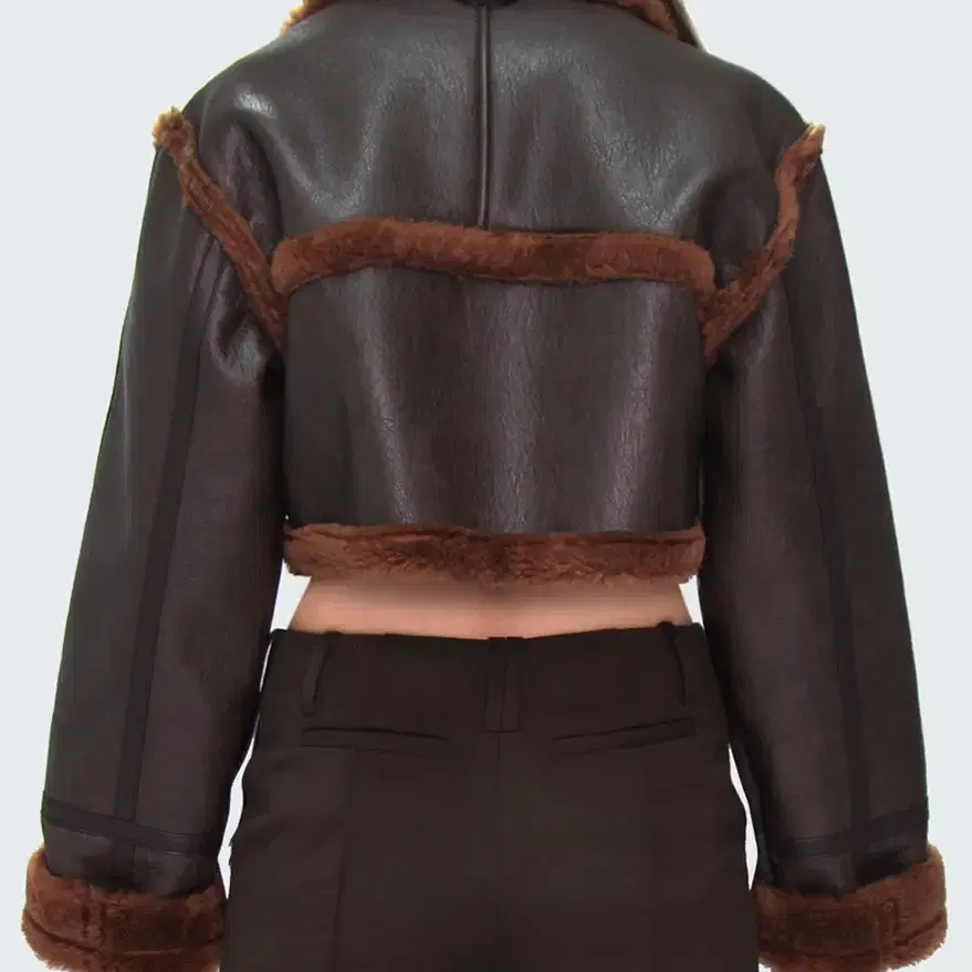 민아송 무스탕 퍼자켓 CROP SHEARLING JACKET