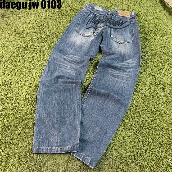 82 MAJAH FLAVAH PANTS 마자플라바 청바지