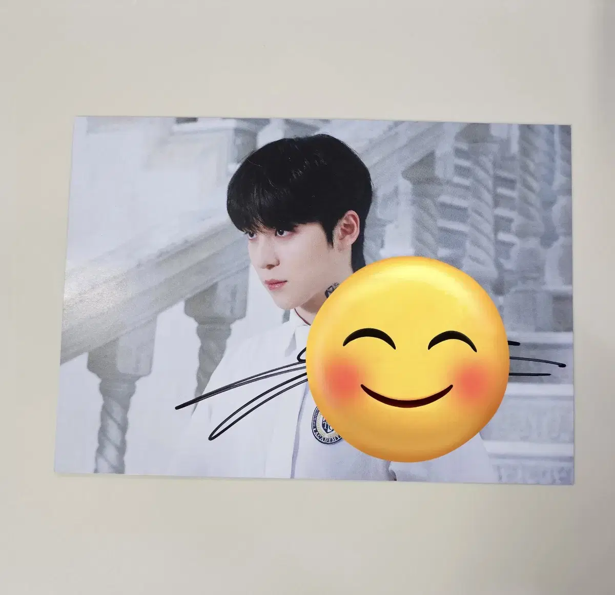 ateez yunho sign postcard