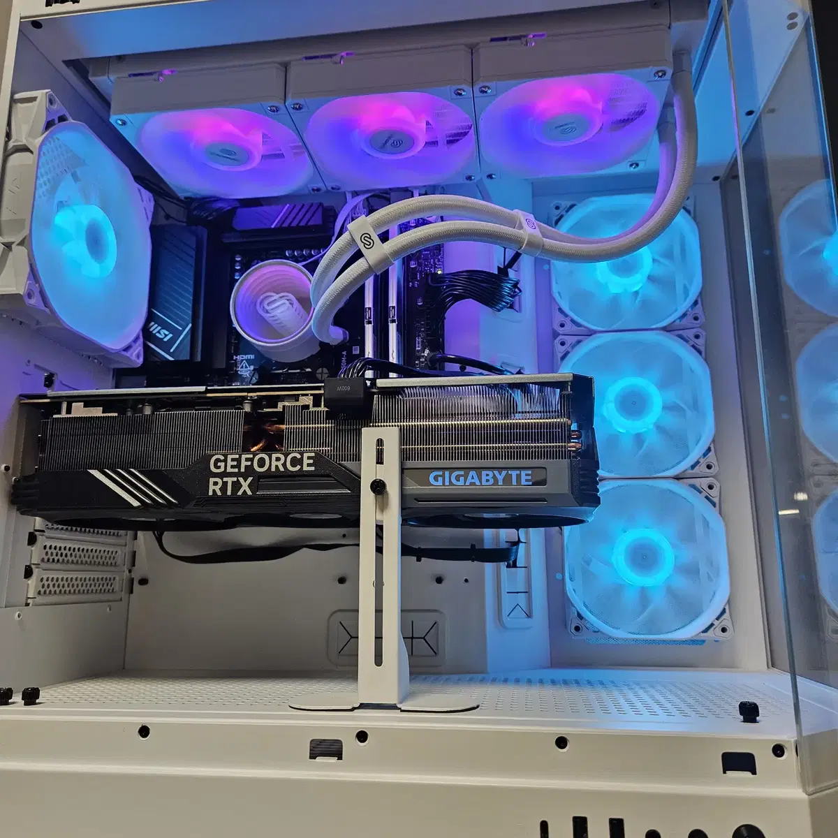 7950x3d, rtx4080 초고사양 본체