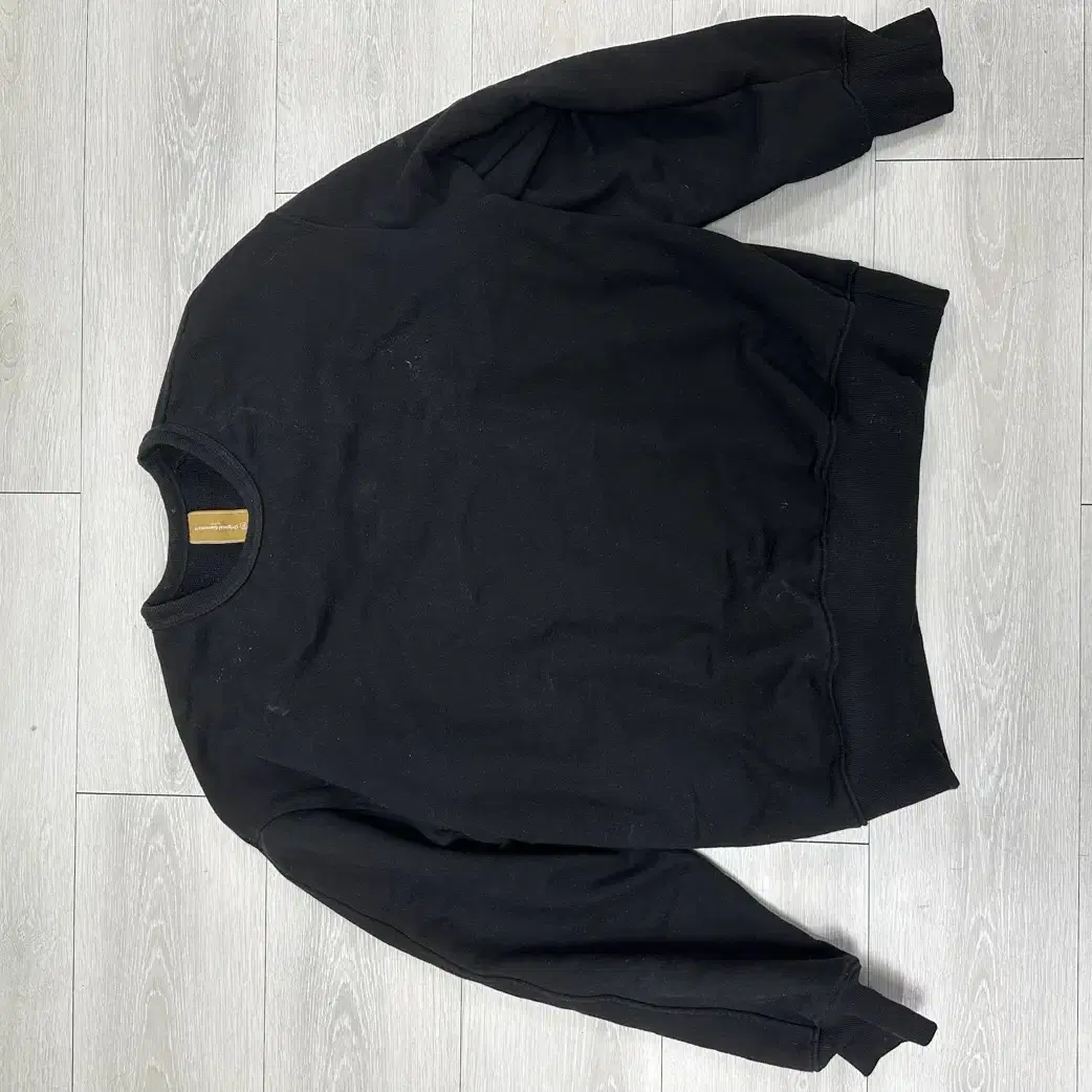 Black sweat shirt 블랙 무지 맨투맨