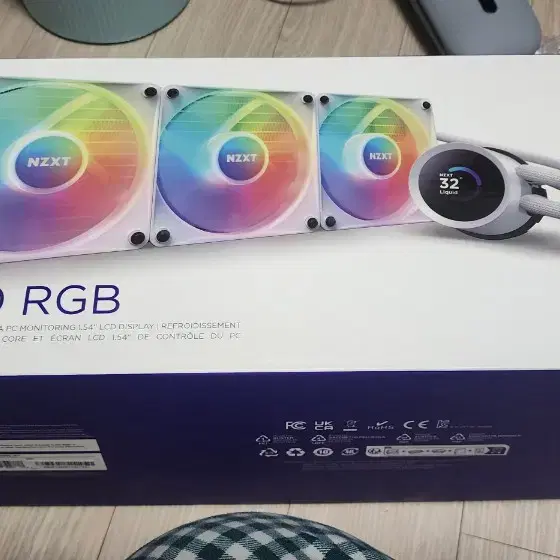 크라켄 360 argb