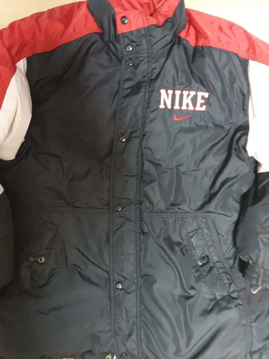 NikeOldschoolDuck DownPadded100Size