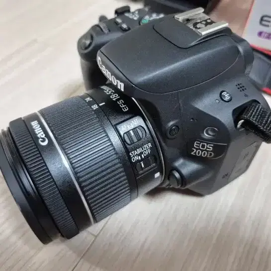 작고 이쁜 캐논 DSLR 카메라 A급 EOS 200D 박스세트