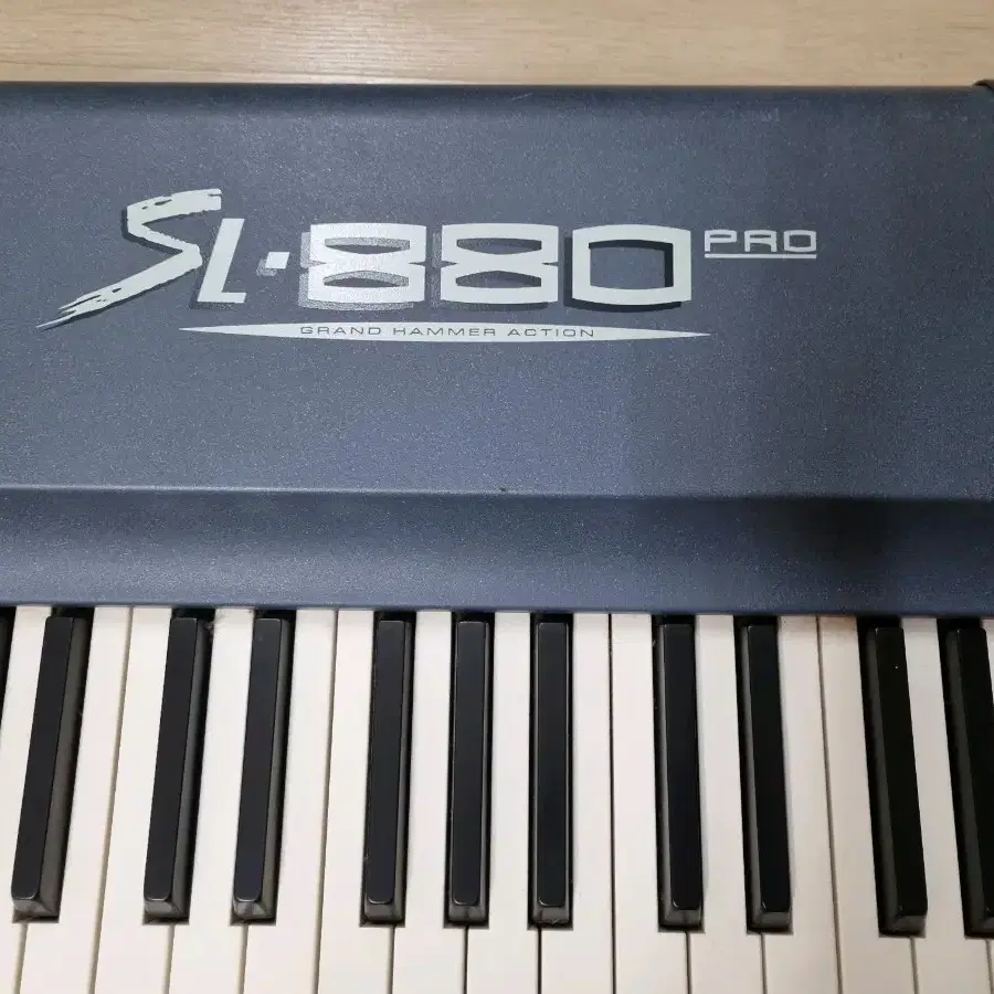 sl-880 pro 해머터치 88건반 마스터키보드