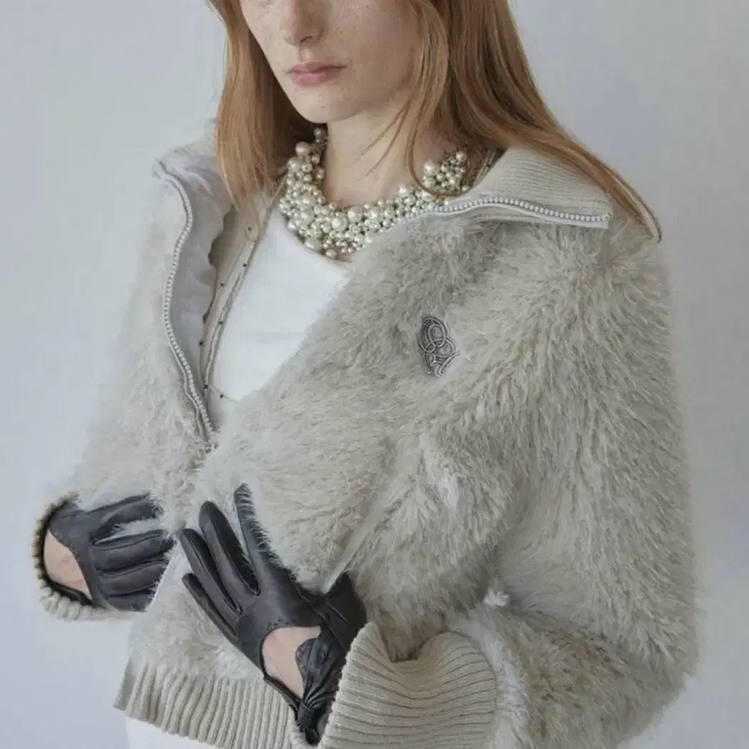 스컬프터 Faux Fur Zip-Up Jacket Pale Gray