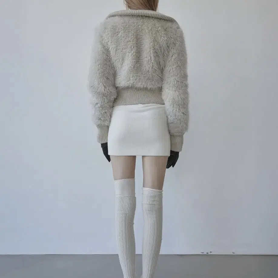 스컬프터 Faux Fur Zip-Up Jacket Pale Gray