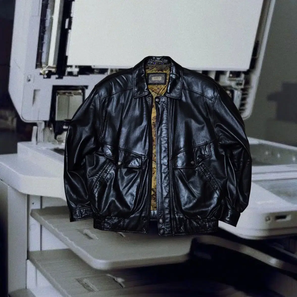 90s Bomber leather jacket