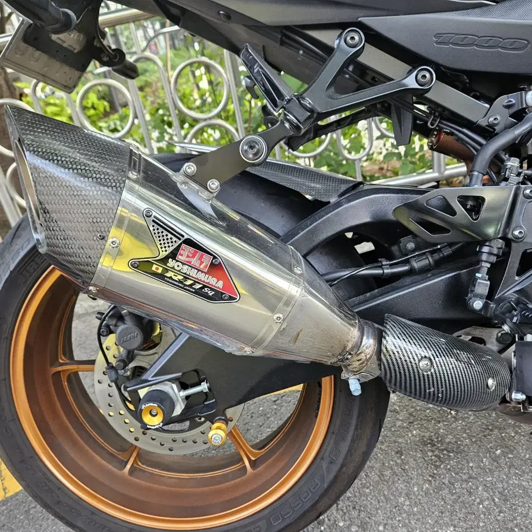 GSX-R1000R 블랙에디션 21년식 3무 20296km 판매합니다.