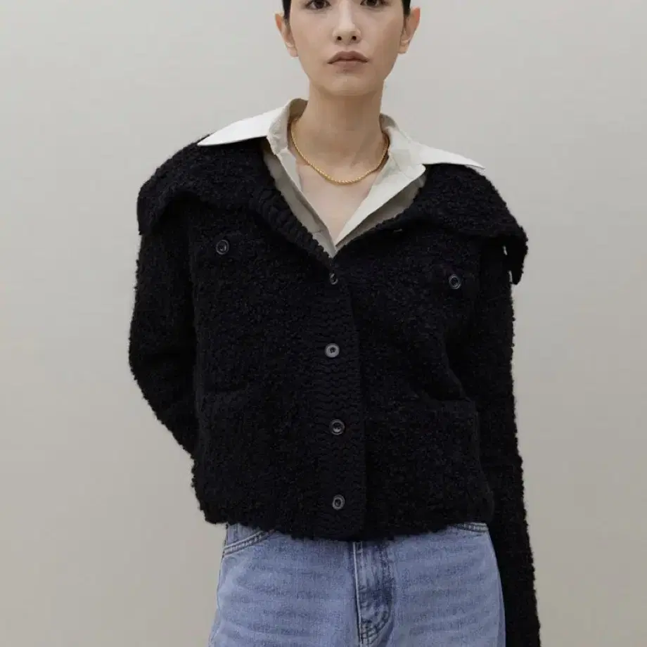 Ouro 아우로 Curly Collar Cardigan 블랙