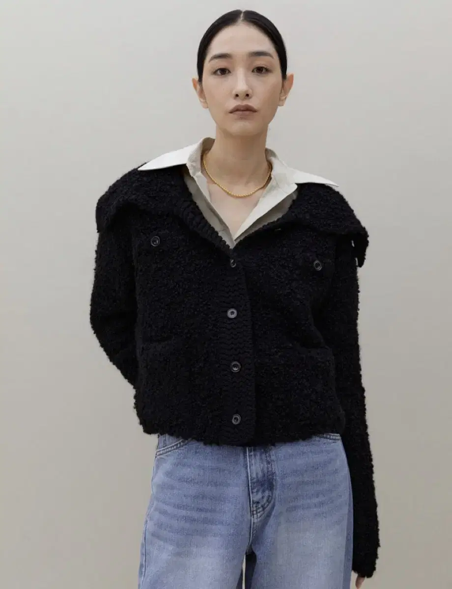 Ouro 아우로 Curly Collar Cardigan 블랙