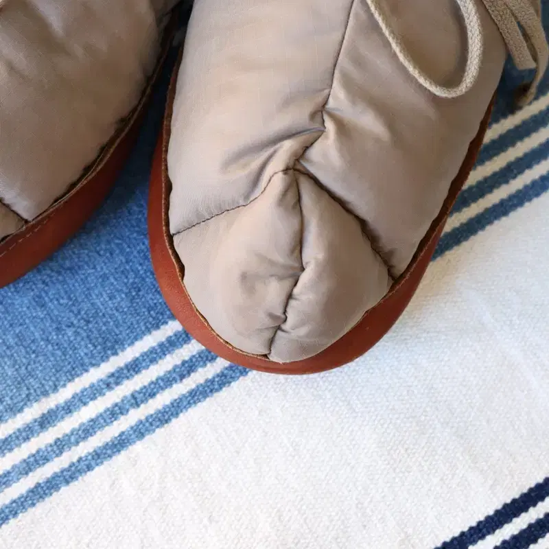 eddiebauer 60s goose down slipper