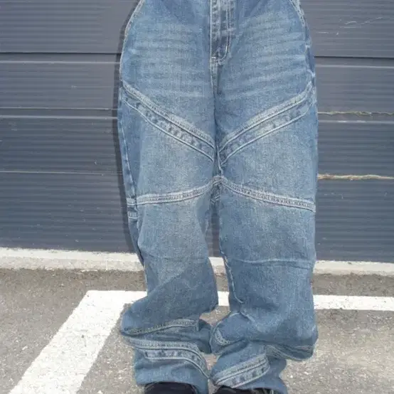 아워캐비넷 inclusion denim pants