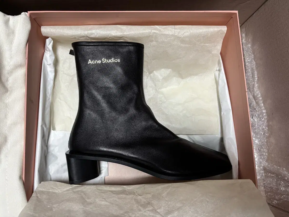 (New) Arcane Bertine Boots size 39