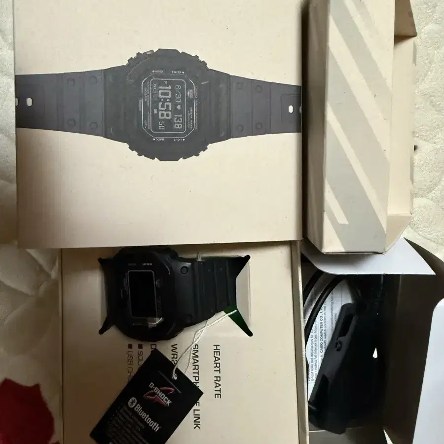 G-SHOCK DW-H5600 판매합니다.