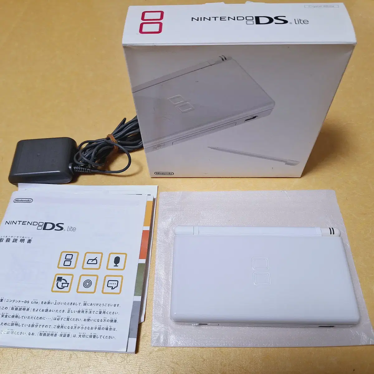 미품급 닌텐도 dslite 화이트 박스셋 ds라이트 ds lite