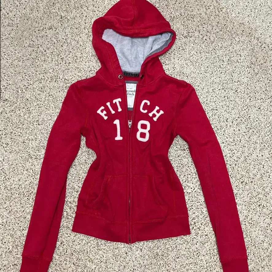 Abercrombie red zip-up hoodie 아베크롬비 후드집업