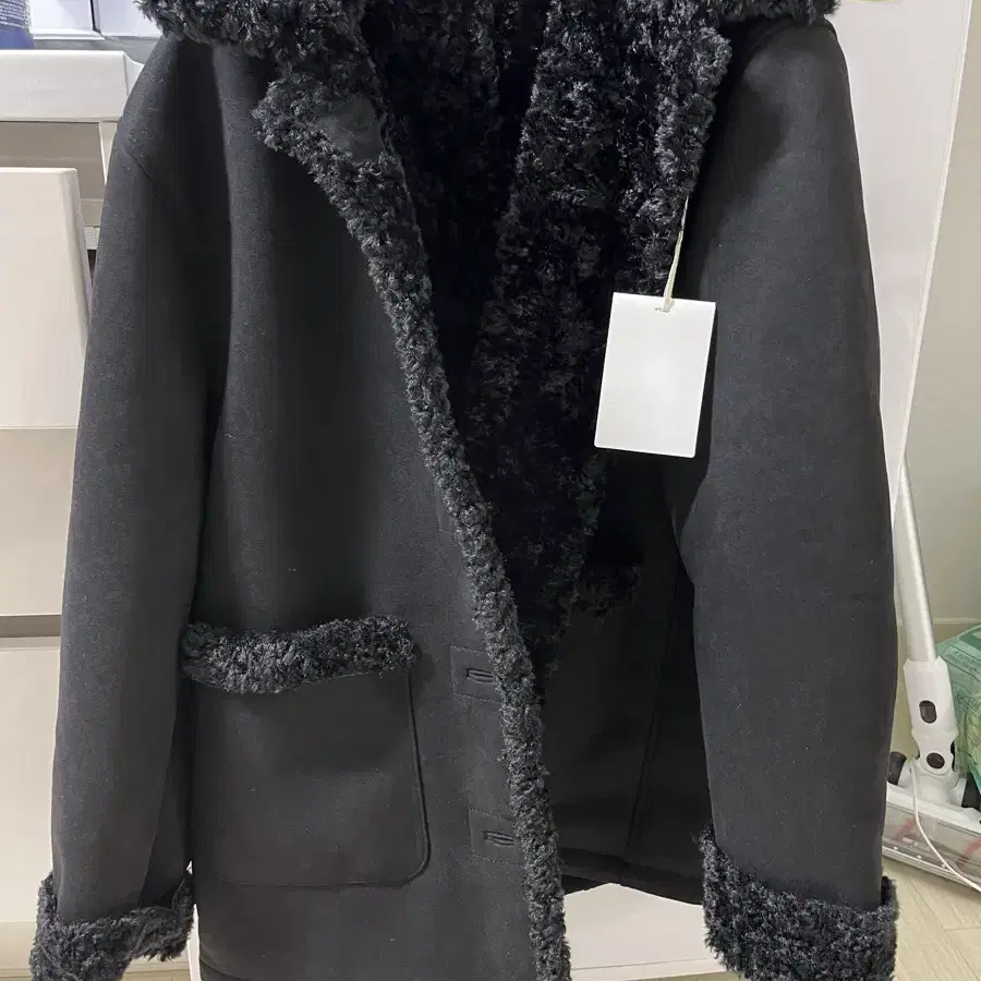 헤이그(haag)a bear shearling coat(black)