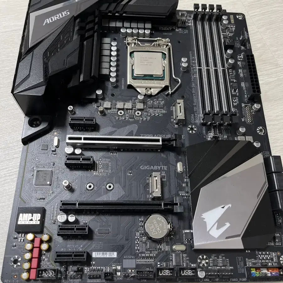 9900k + z390 aorus elite