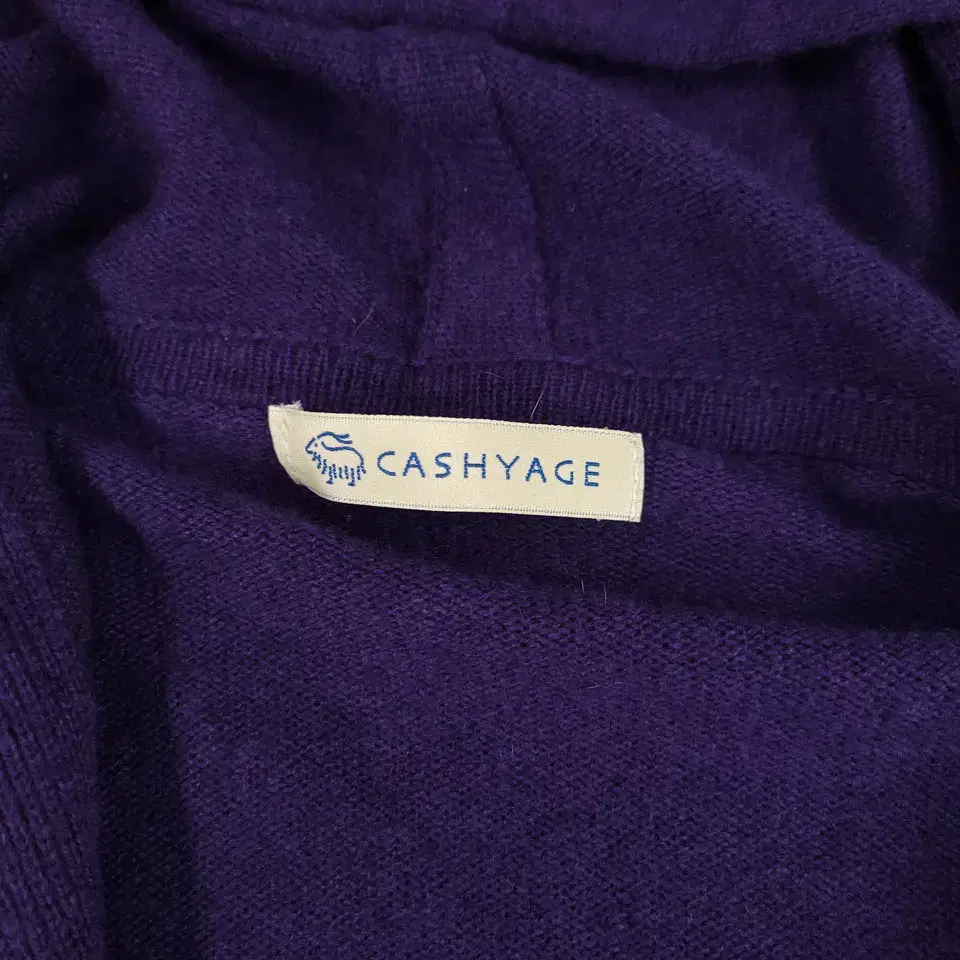 CASHYAGE 퍼플 스틸로고 논버튼 오픈 후드 캐시미어100 미디 가디