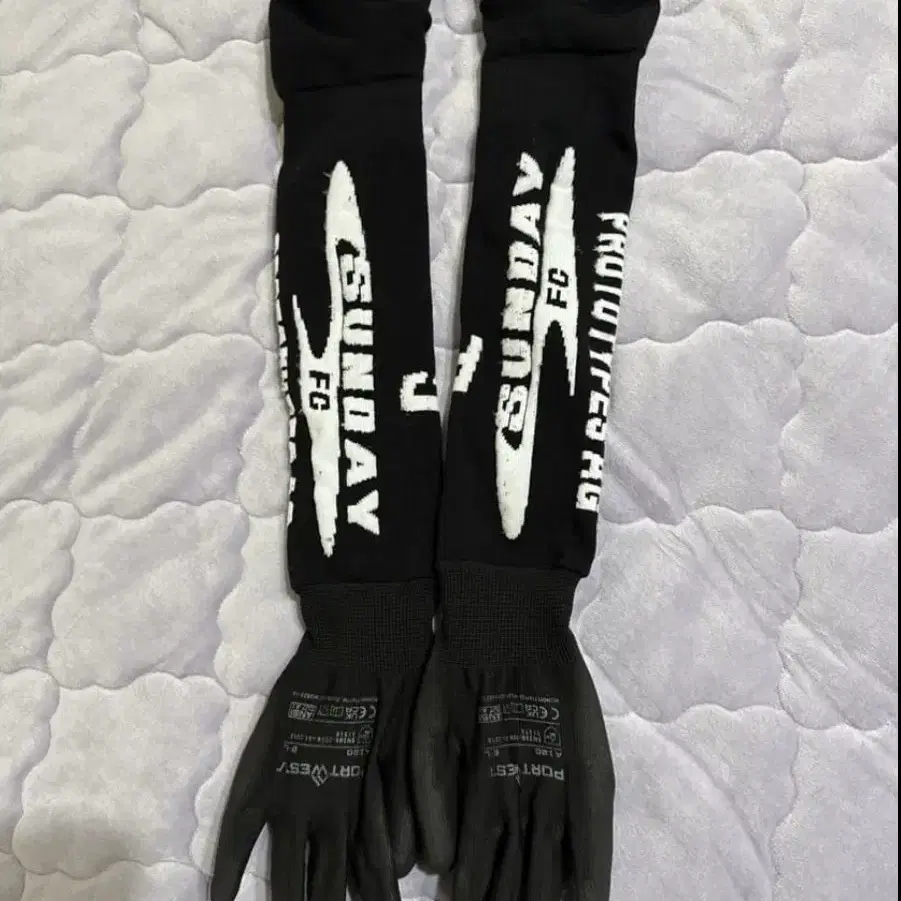 prototypes / socks glove