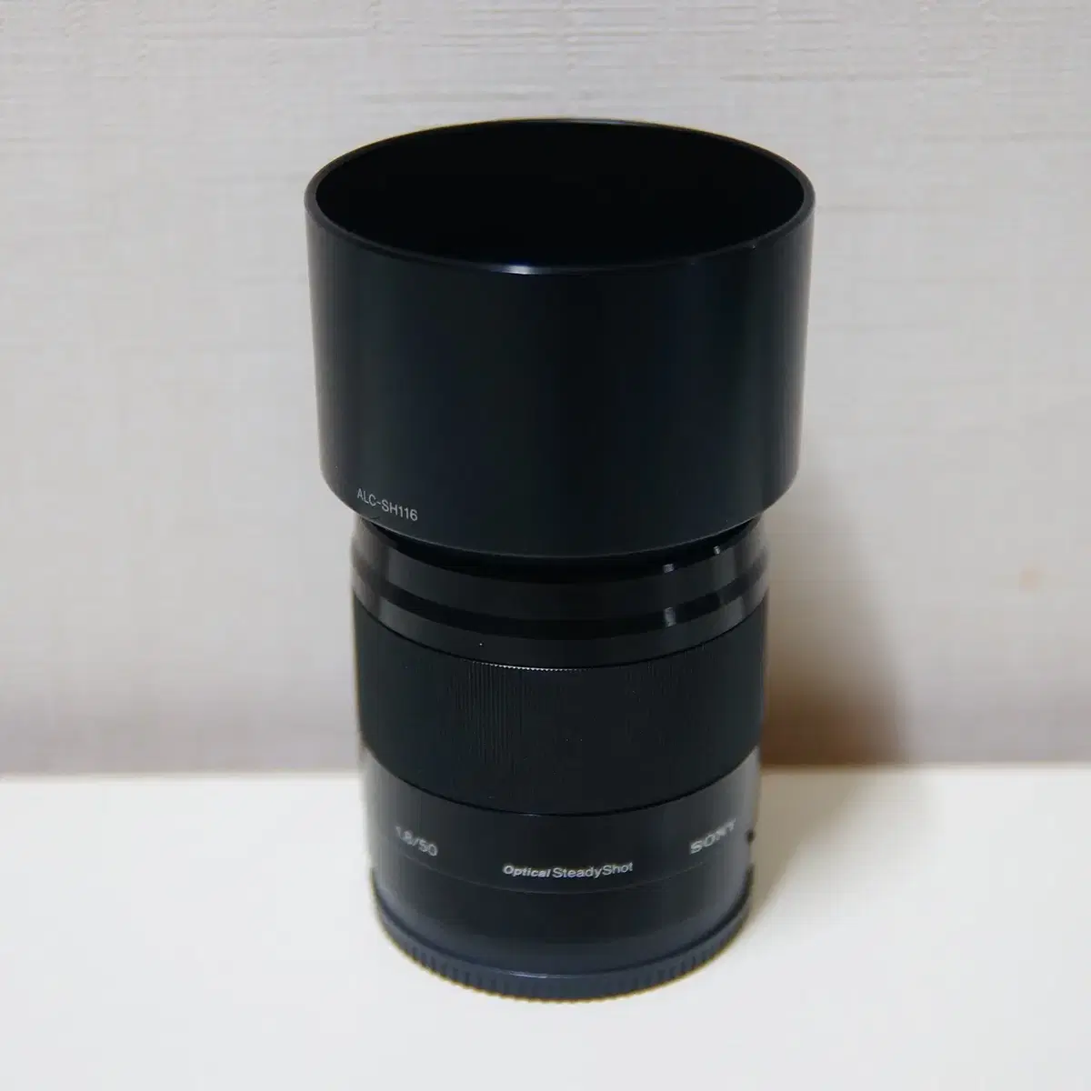 [소니] 여친렌즈 SEL 50mm f1.8 블랙 렌즈팝니다.(21만원)