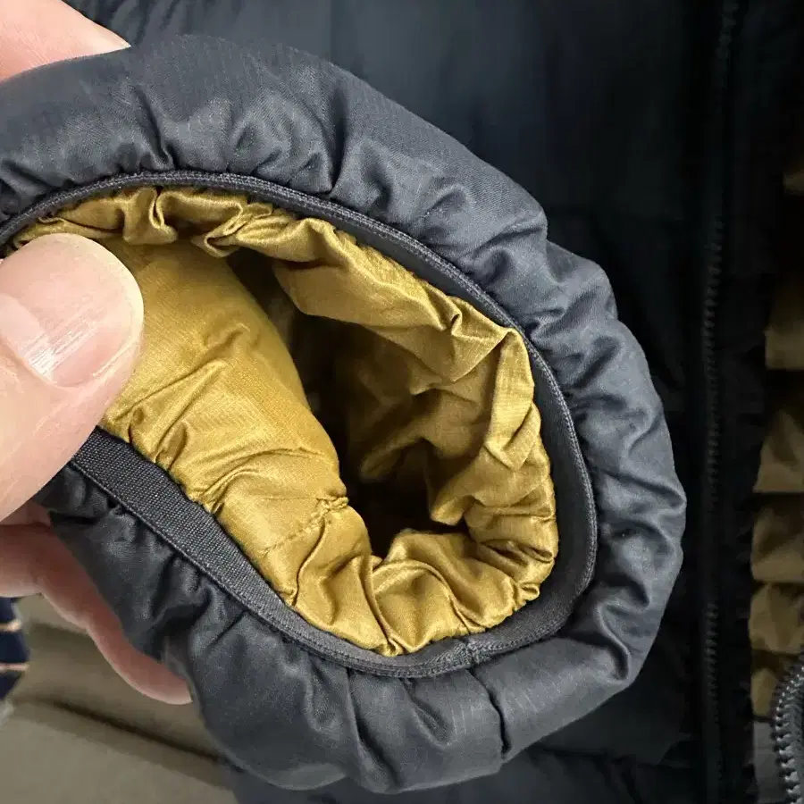 아크테릭스 토륨 ar 24k 블랙 Arc'teryx Thorium AR