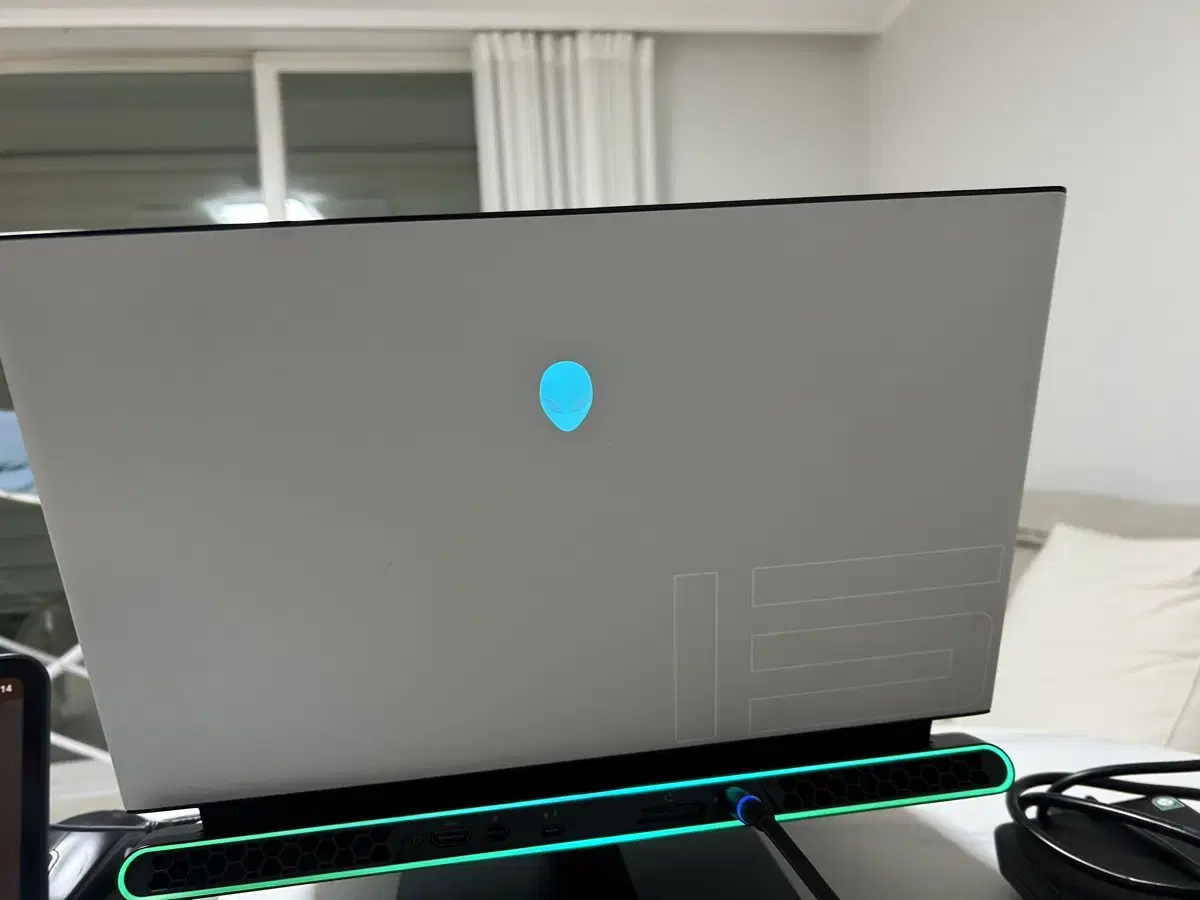 델 에일리언웨어 Alienware m15 r3 노트북