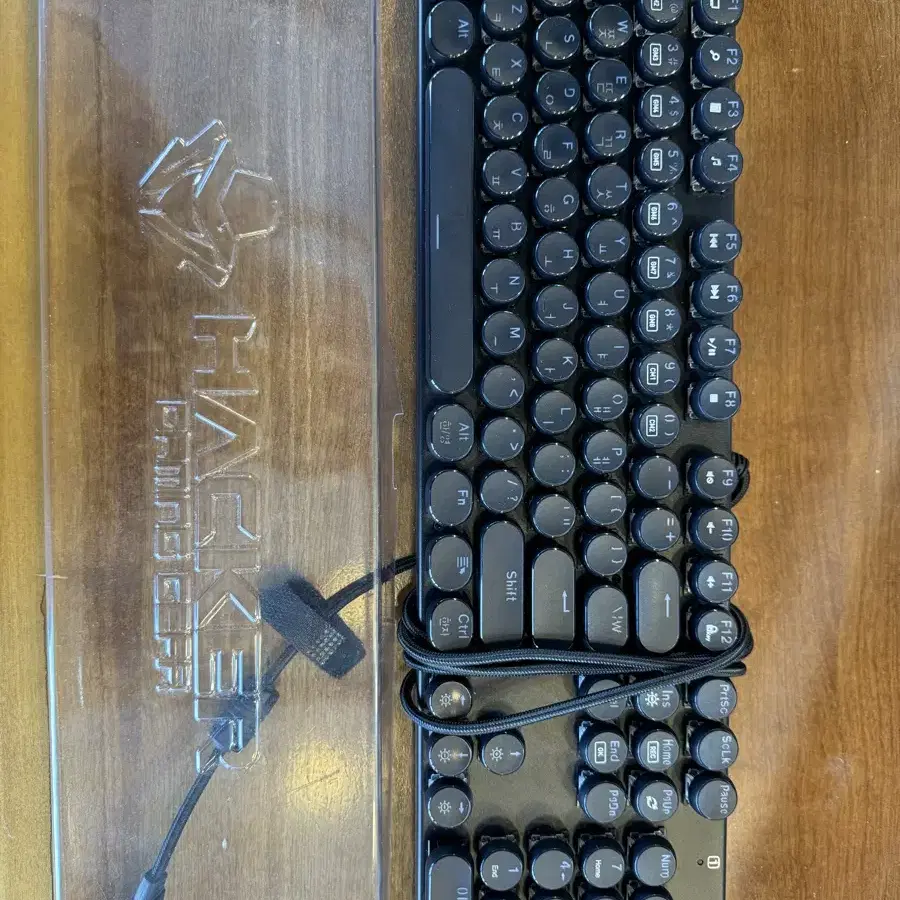 ABKO HACKER K840