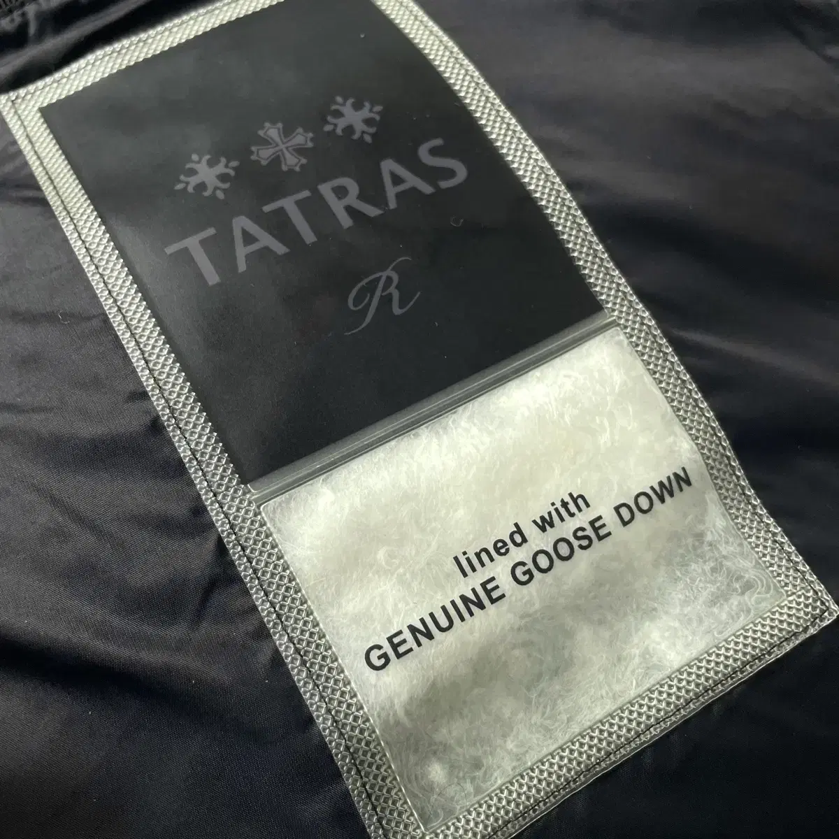 TATRAS 타트라스 여성 모헤어 배색 구스다운 점퍼 패딩