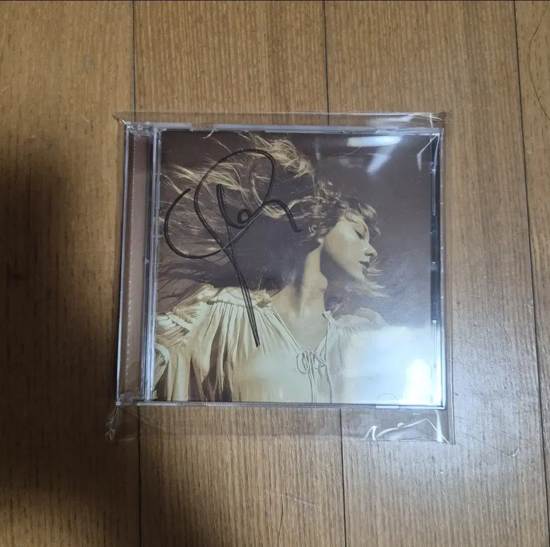 테일러 스위프트 싸인 fearless tv signed cd