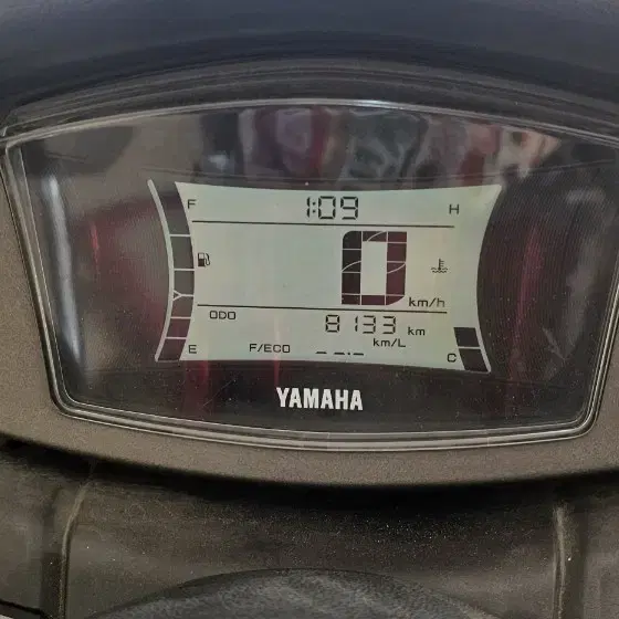 nmax2021년식 8.133km입니다