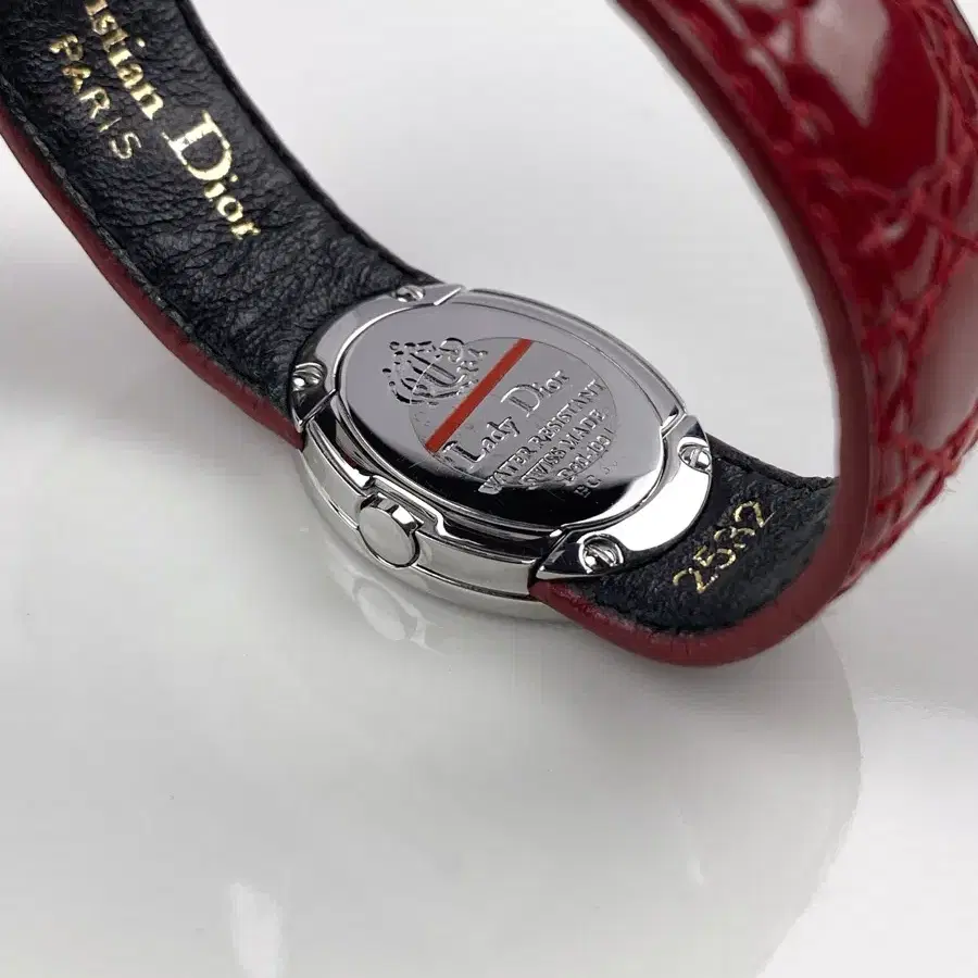 (FULL SET) DIOR round symbol watch