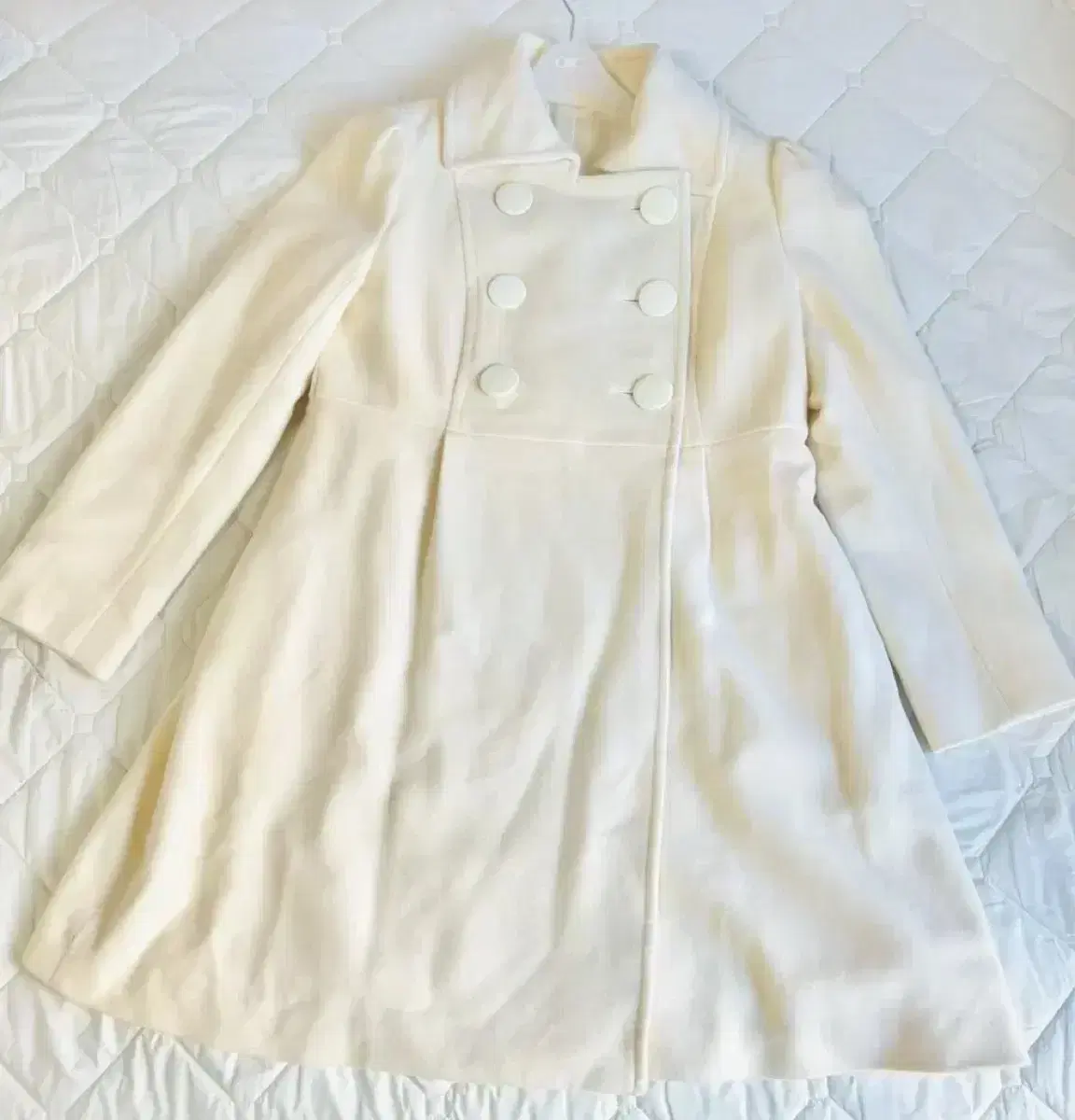 Vintage ivory long coat dalcheonhimemoryfairygrungepinter monglecameramoramorinogato