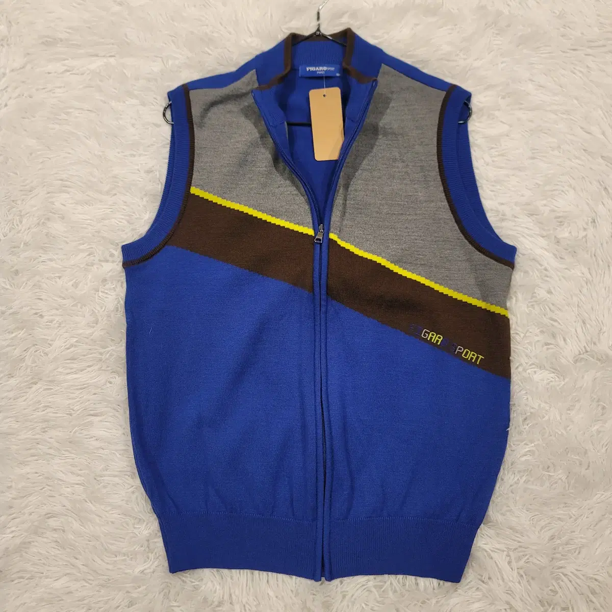 (FIGARO SPORT) Zip-up vest 53*68