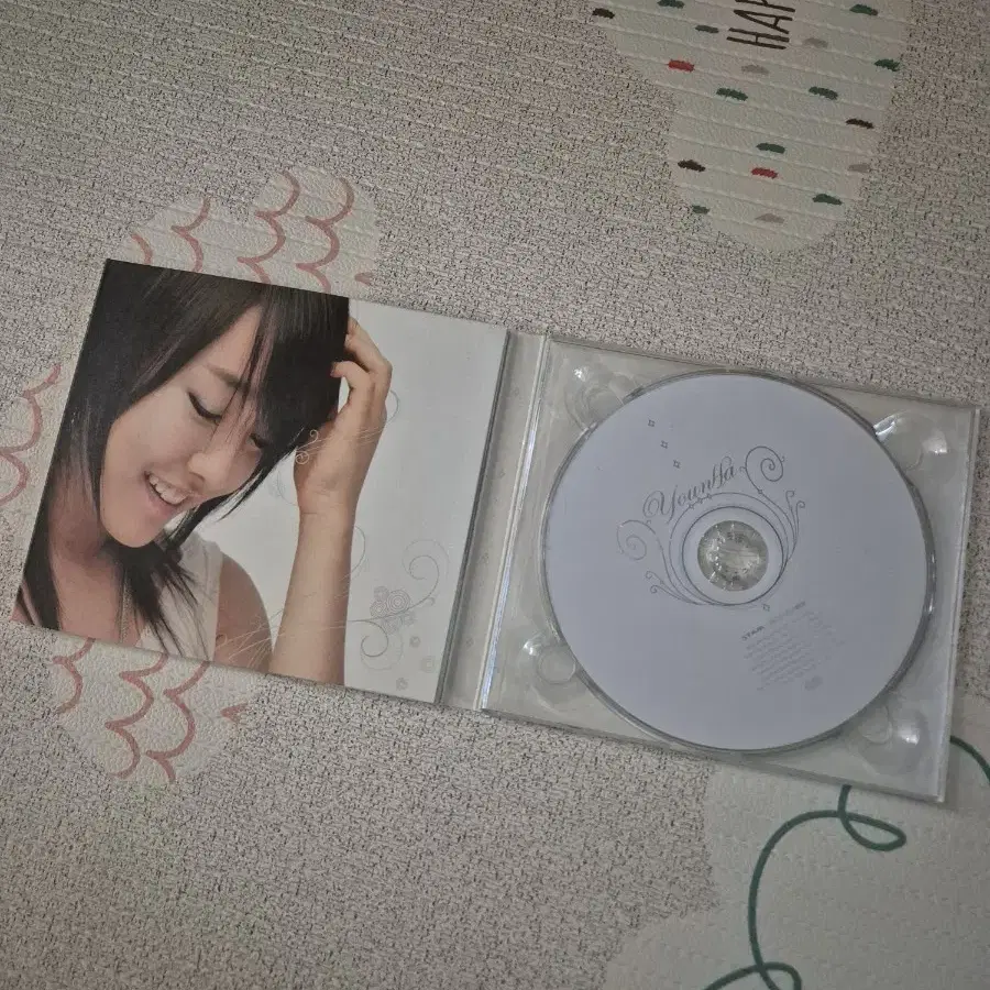 윤하 1집 리패키지 CD 개봉