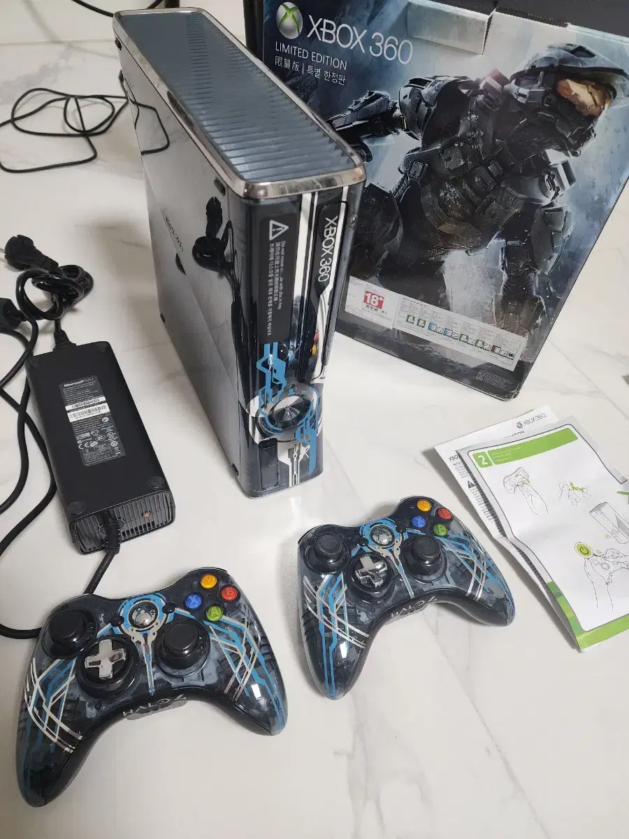 xbox360 헤일로에디션 한정판 2인세트팝니다